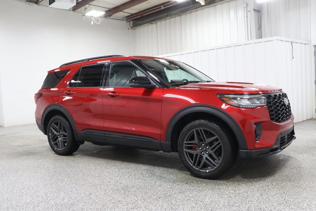 Used 2025 Ford Explorer ST-LINE with VIN 1FMUK8KH3SGA01551 for sale in Hicksville, OH