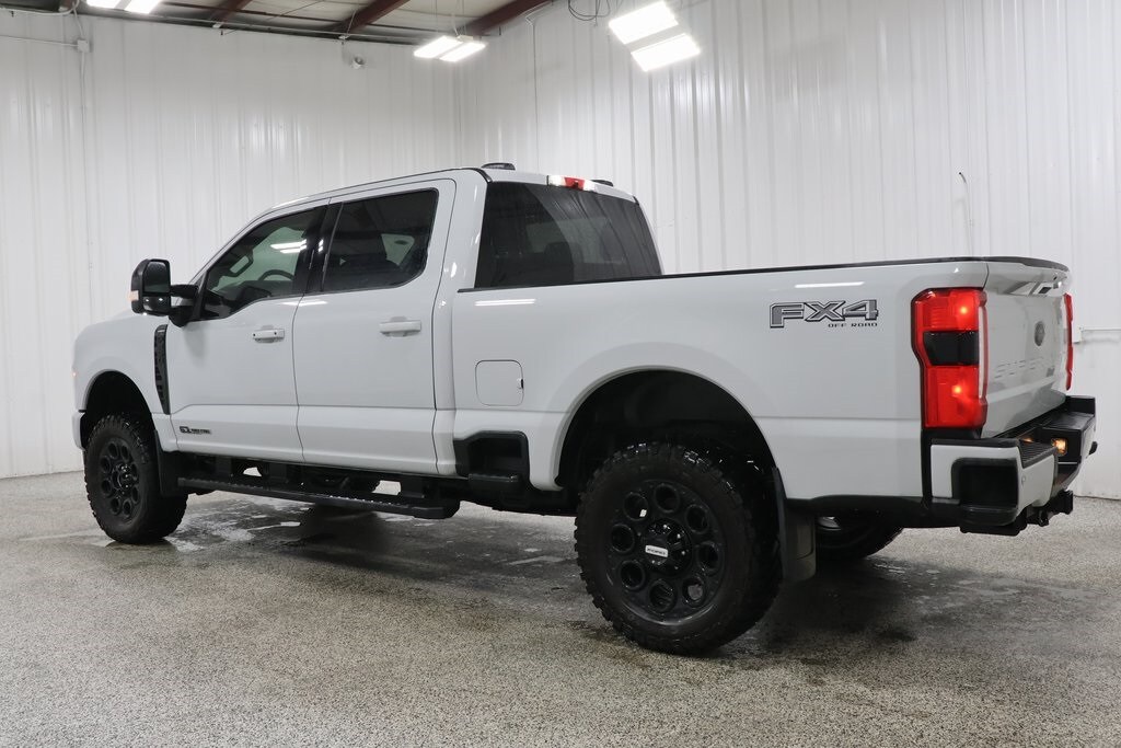 Used 2025 Ford F-250SD Lariat Truck