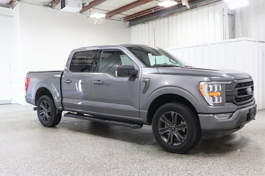2022 Ford F-150 XLT photo 2