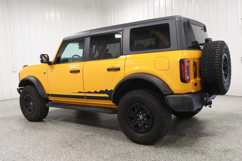 2022 Ford Bronco Wildtrak photo 2