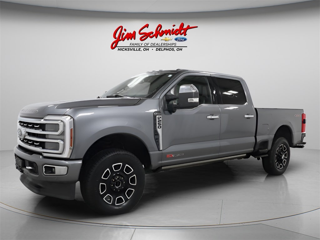 2024 Ford F-250 Super Duty Platinum's photo