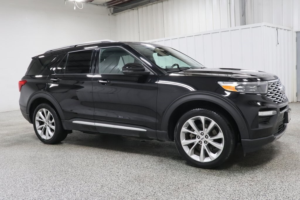 2021 Ford Explorer Platinum photo 2