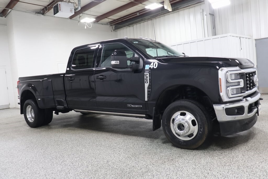 Used 2024 Ford F-350 Super Duty Lariat with VIN 1FT8W3DTXREE94018 for sale in Hicksville, OH