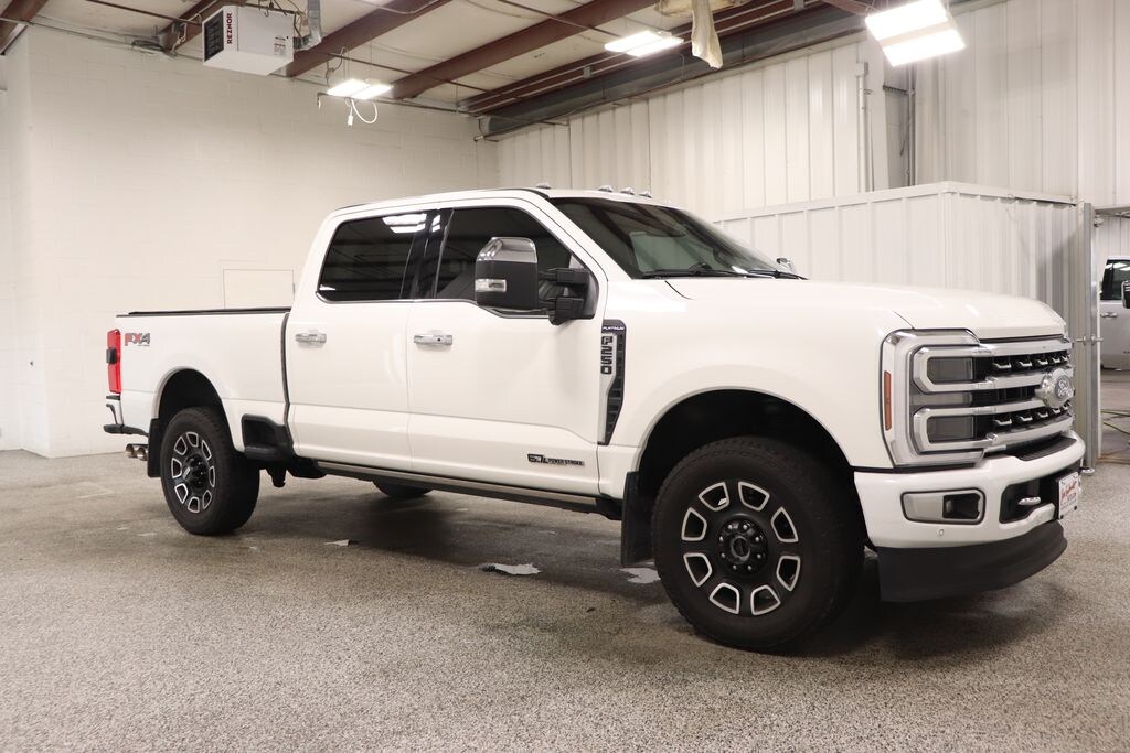 Used 2024 Ford F-250SD Platinum Truck