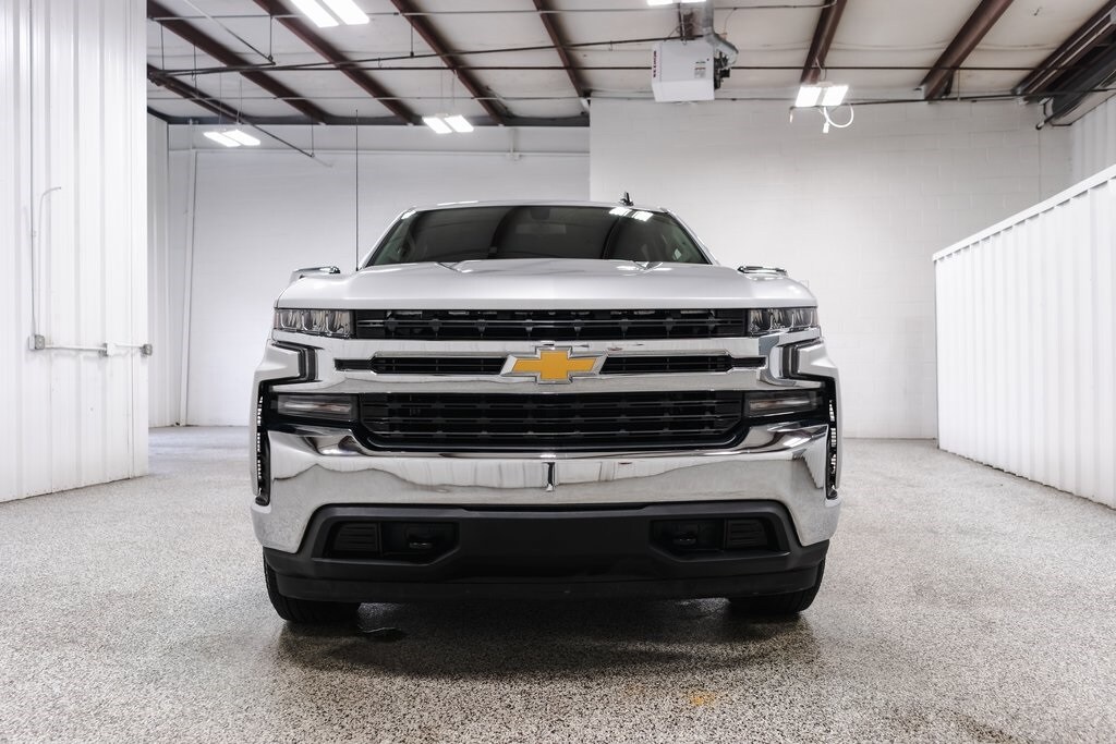 Used 2021 Chevrolet Silverado 1500 LT with VIN 1GCUYDED3MZ285162 for sale in Hicksville, OH