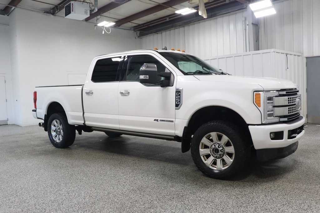 Used 2019 Ford F-250 Super Duty Platinum with VIN 1FT7W2BT1KEG61476 for sale in Hicksville, OH