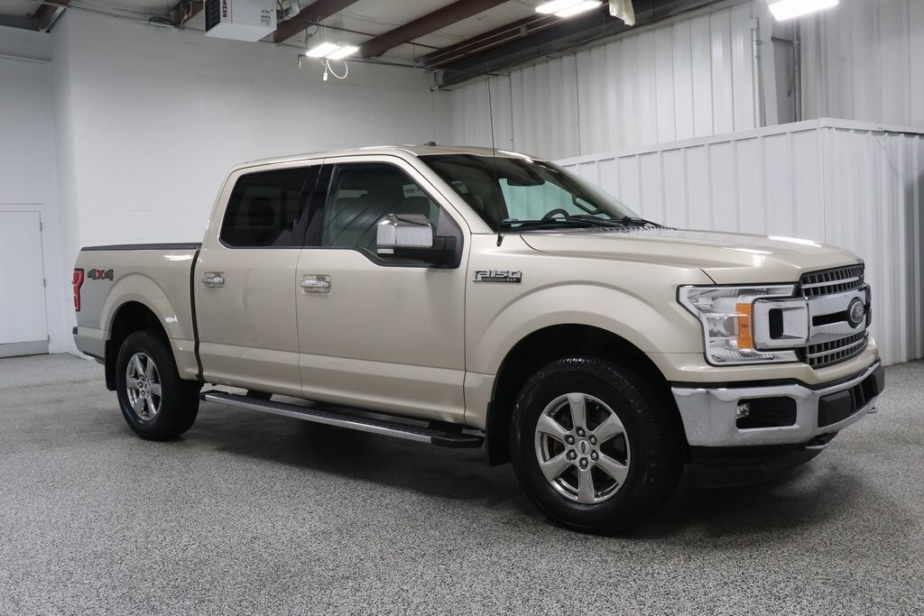 2018 Ford F-150 XLT photo 2