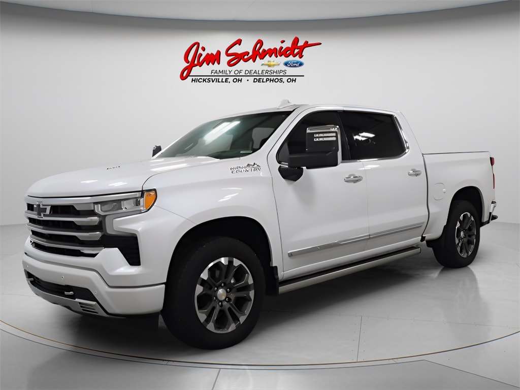 2025 Chevrolet Silverado 1500 High Country's photo