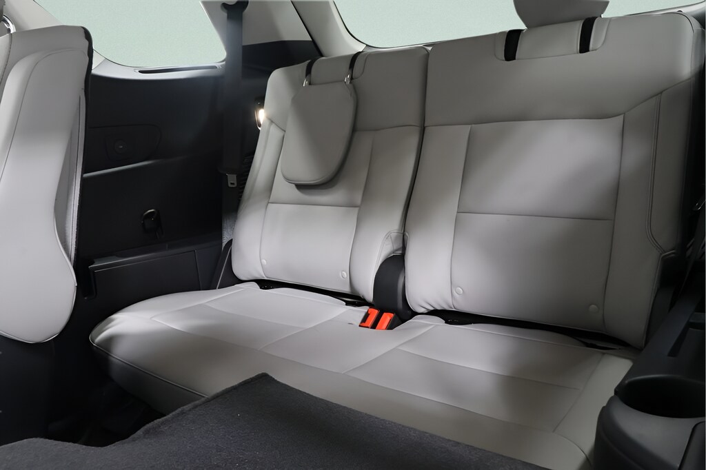 2026 Ford Explorer Active - Photo 25