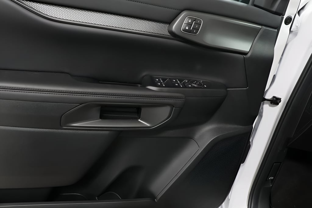 2025 Ford Ranger Raptor - Photo 21