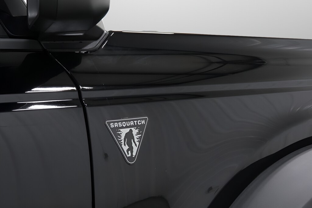 2025 Ford Bronco 2-Door Base - Photo 29