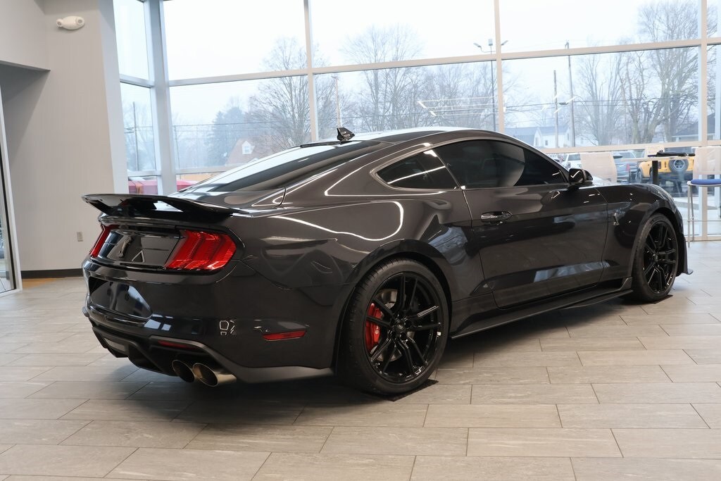 2022 Ford Mustang Shelby GT500 photo 3