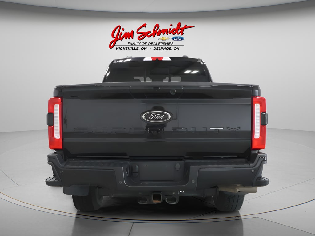 Used 2024 Ford F-250SD Lariat Truck