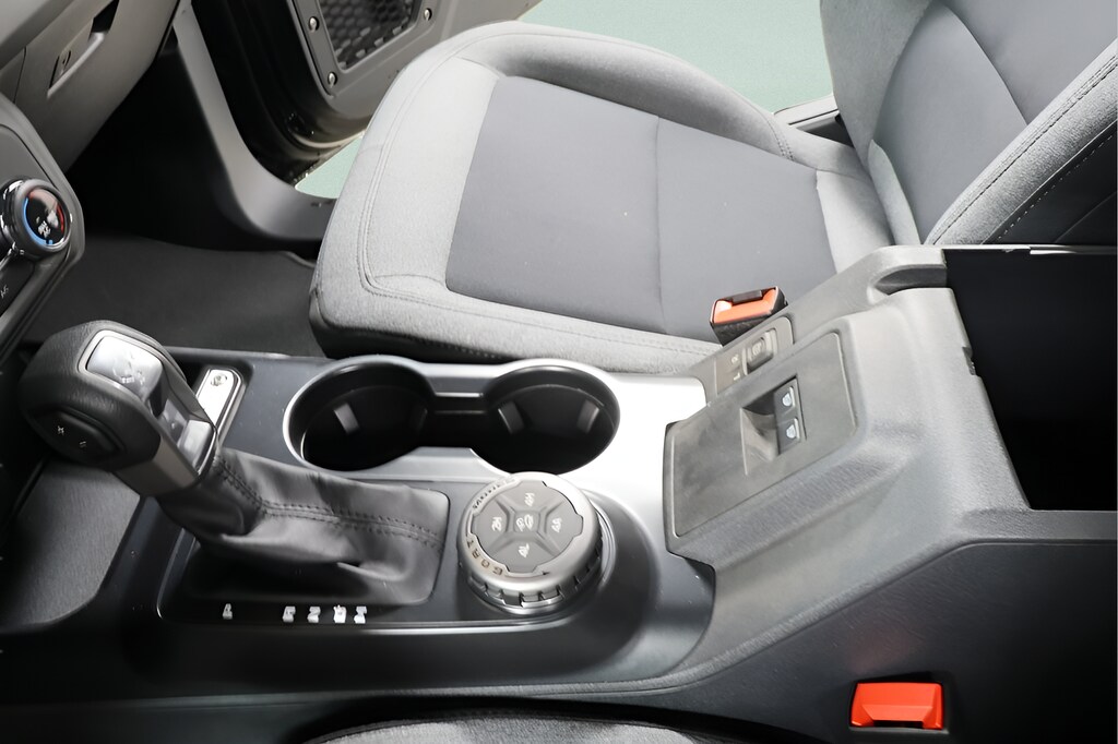 2025 Ford Bronco 2-Door Base - Photo 17