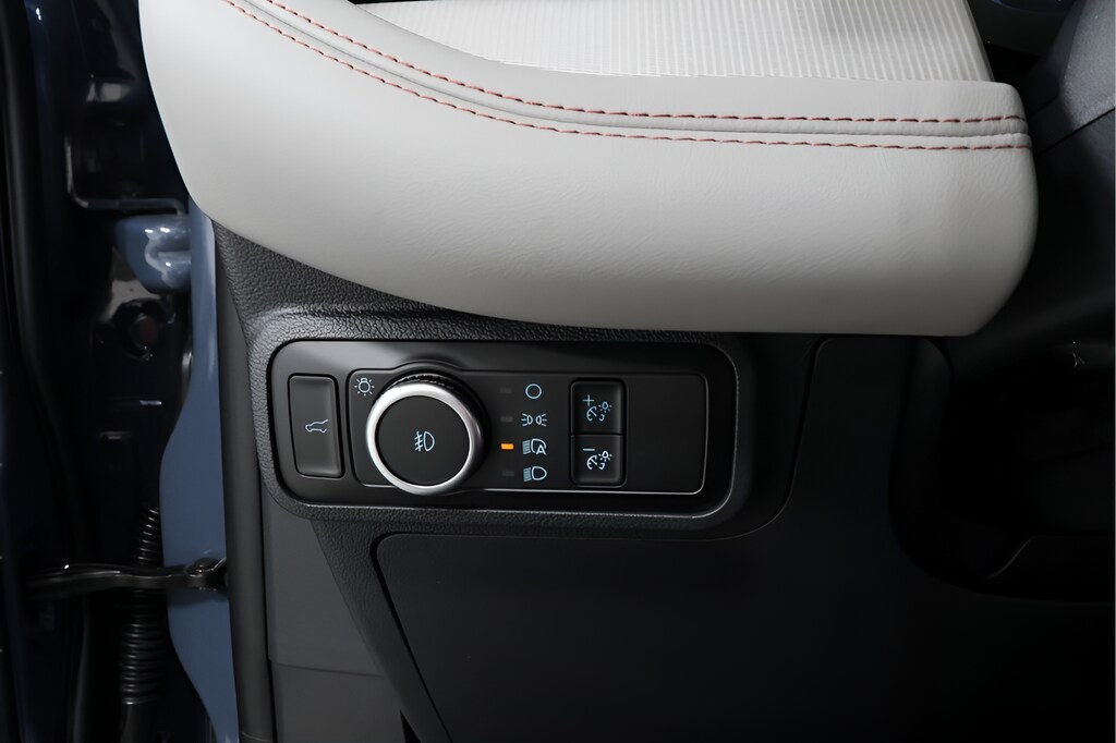 2026 Ford Explorer Active - Photo 17
