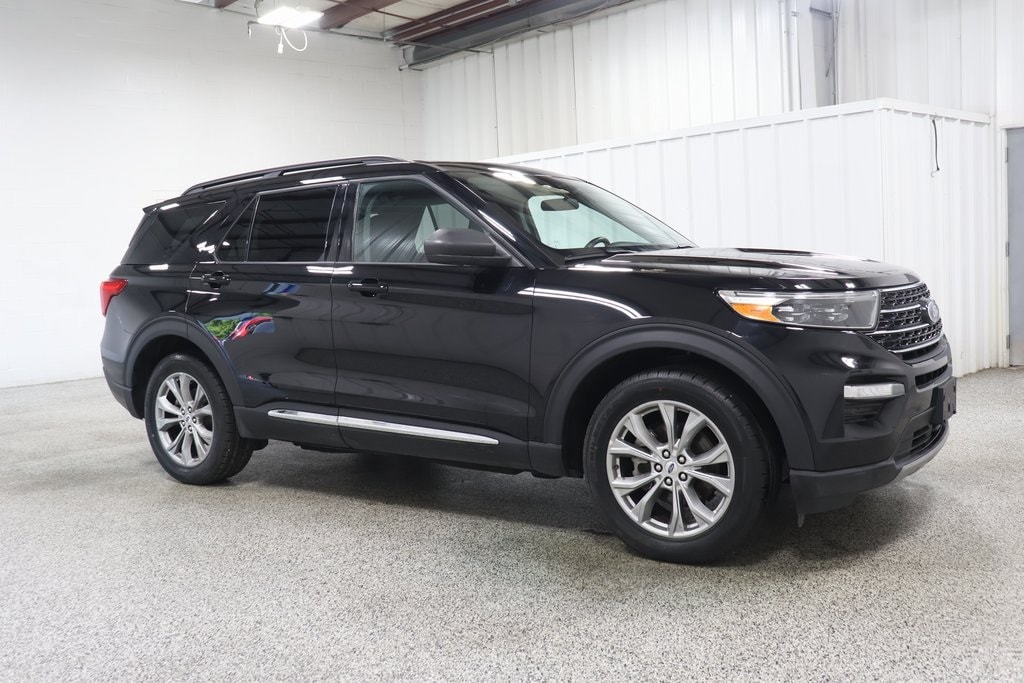 Used 2023 Ford Explorer XLT with VIN 1FMSK8DH7PGA91301 for sale in Hicksville, OH