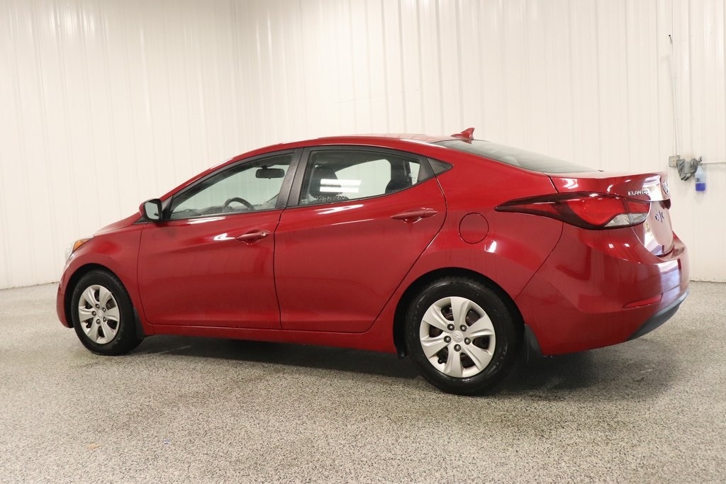 Used 2016 Hyundai Elantra SE with VIN KMHDH4AE3GU514810 for sale in Hicksville, OH