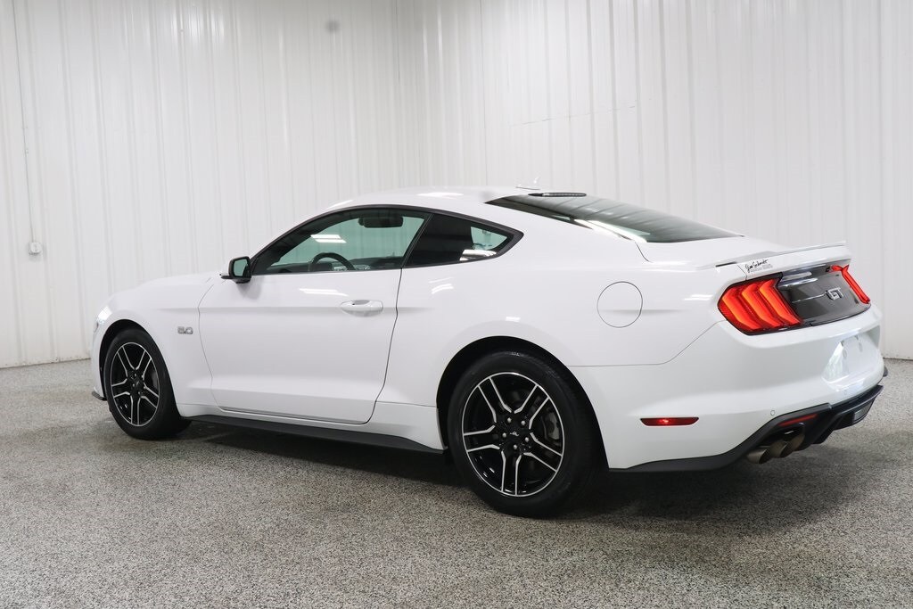 2021 Ford Mustang GT photo 3