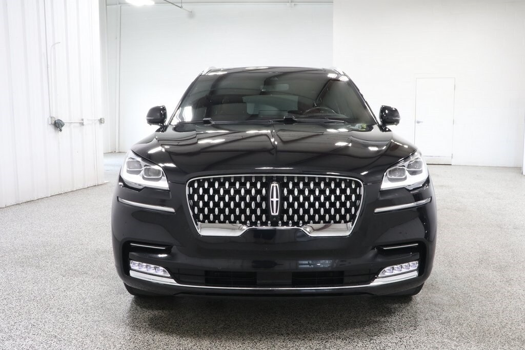 2023 Lincoln Aviator Black Label photo 3