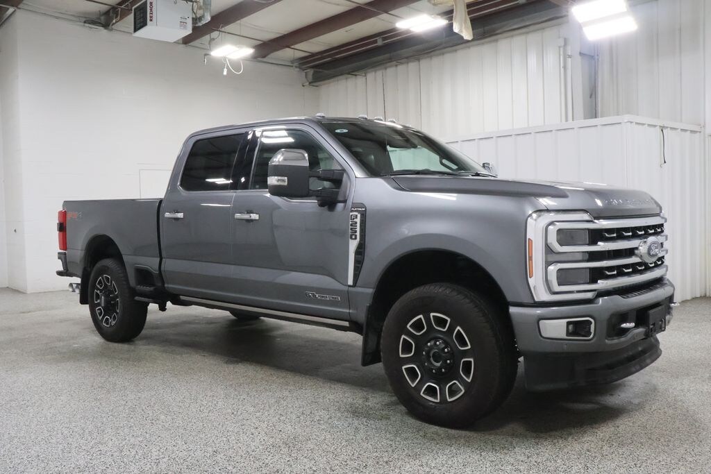 Used 2024 Ford F-250SD Platinum Truck
