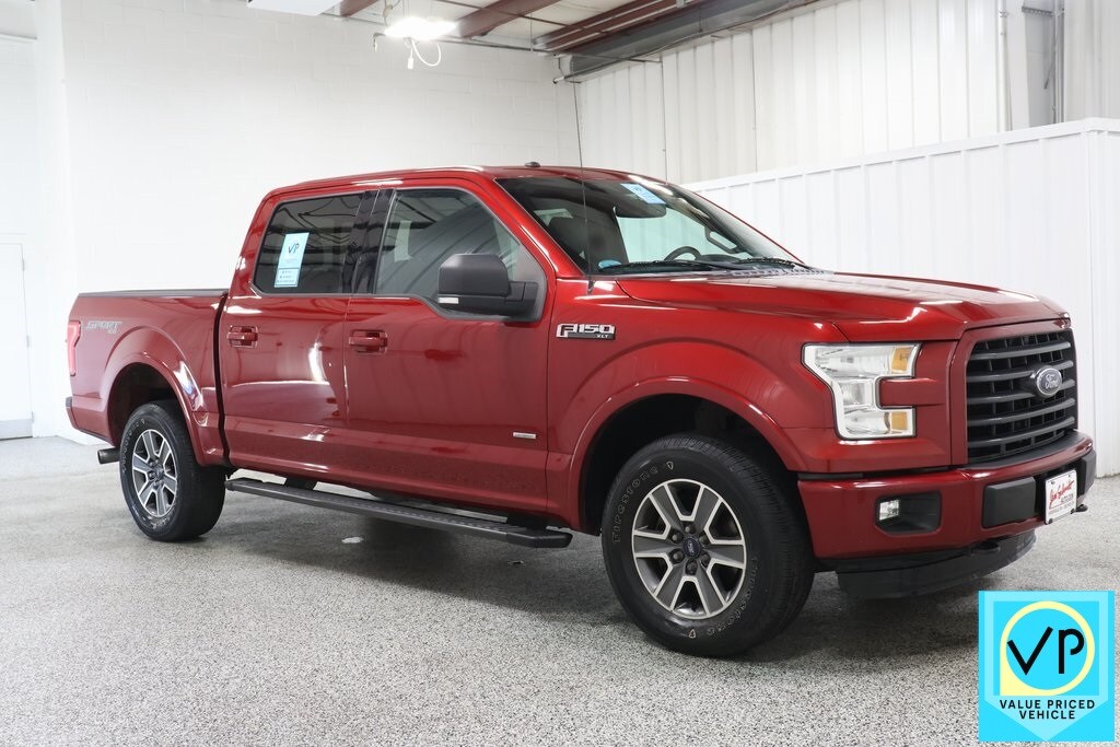 2016 Ford F-150 XLT photo 2