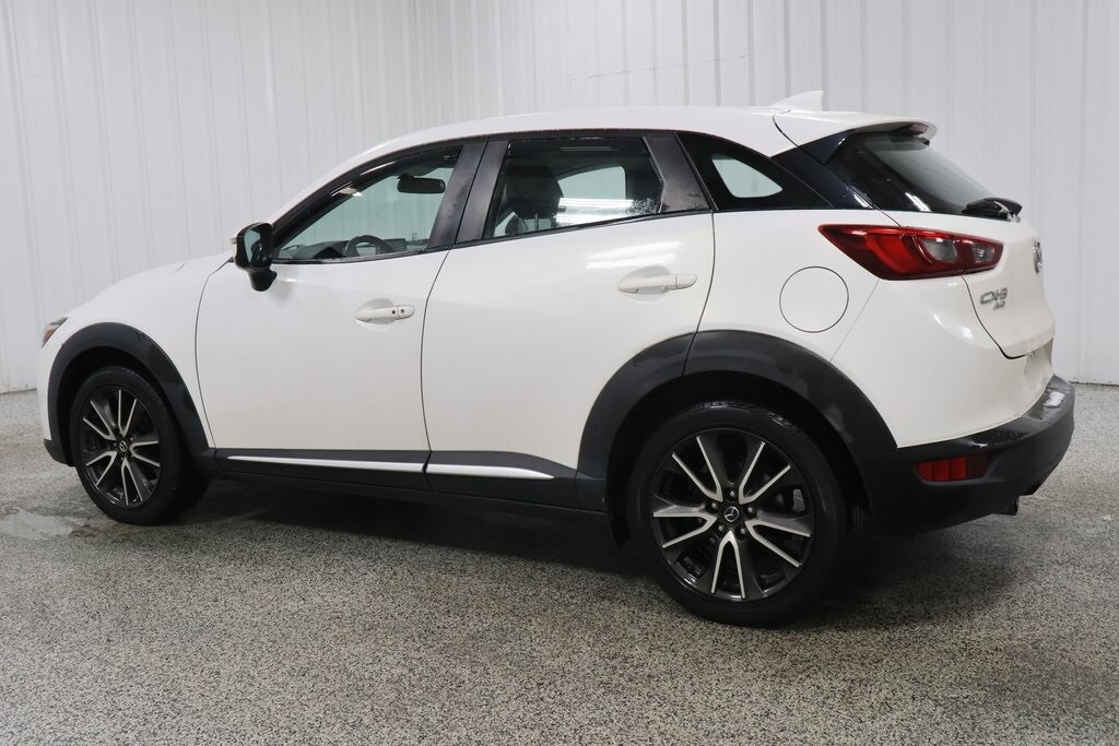 2016 Mazda CX-3 Grand Touring photo 2