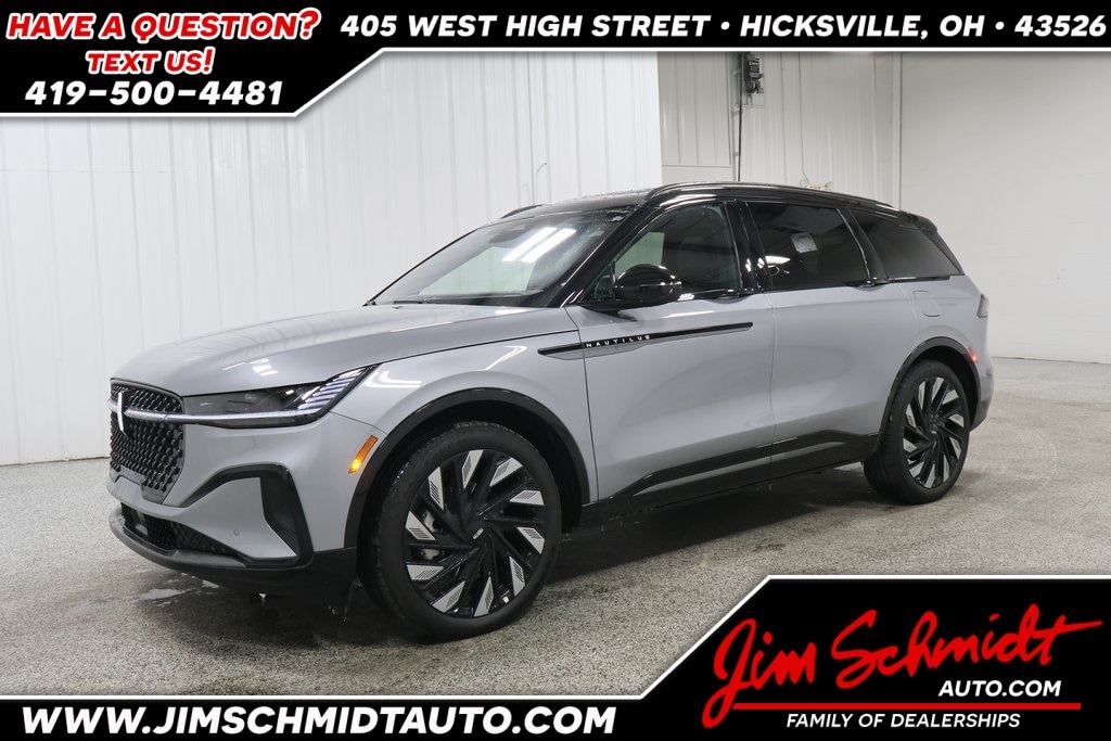 2025 Lincoln Nautilus Reserve's photo