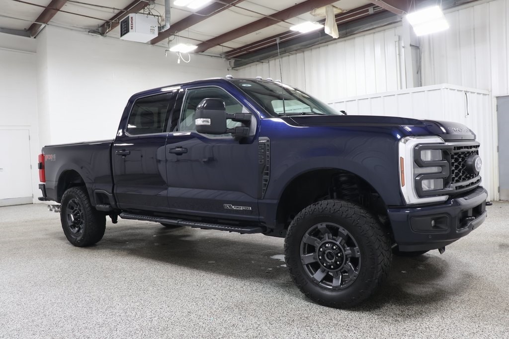 Used 2024 Ford F-250 Super Duty Lariat with VIN 1FT8W2BTXREE43552 for sale in Hicksville, OH