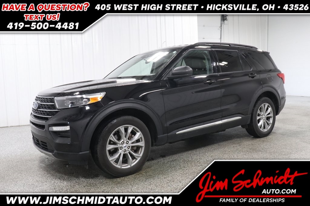 2023 Ford Explorer XLT's photo