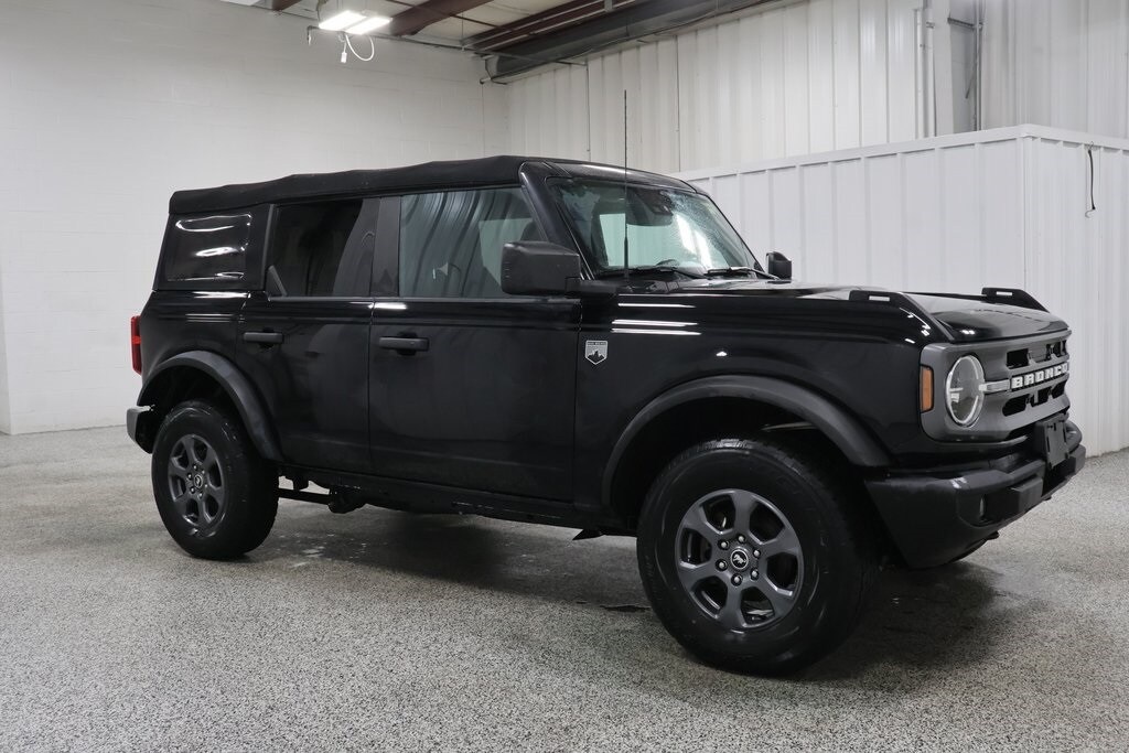 2022 Ford Bronco Big Bend photo 2