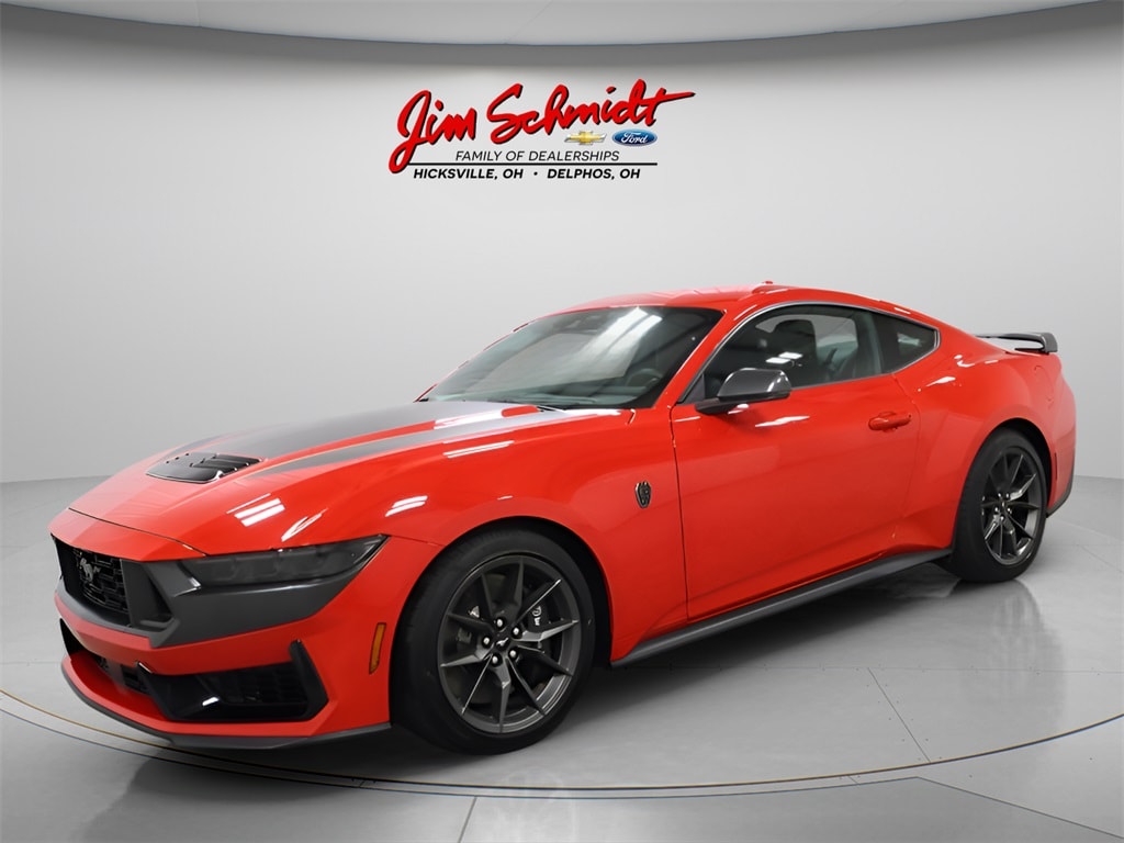 2024 Ford Mustang Dark Horse's photo