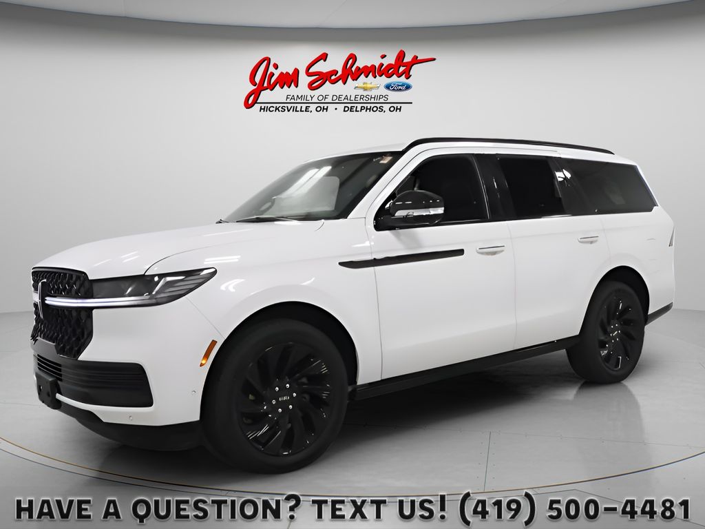 2025 Lincoln Navigator Reserve's photo