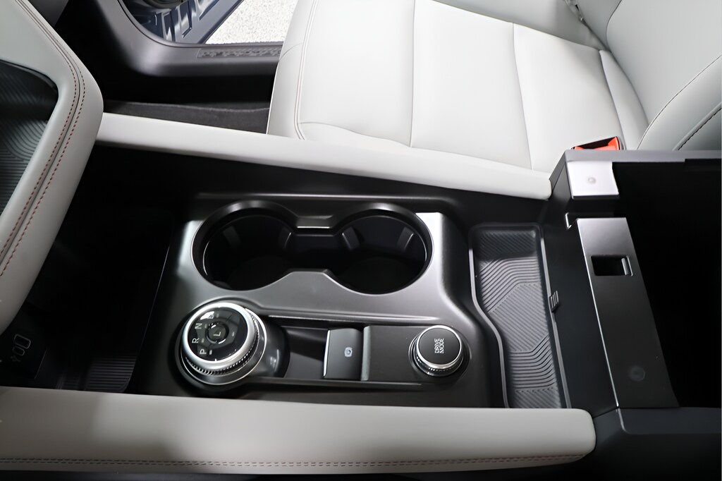 2026 Ford Explorer Active - Photo 18