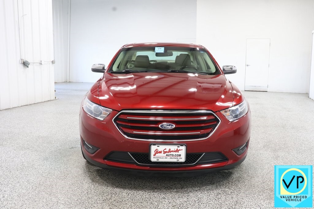 2015 Ford Taurus Limited photo 2