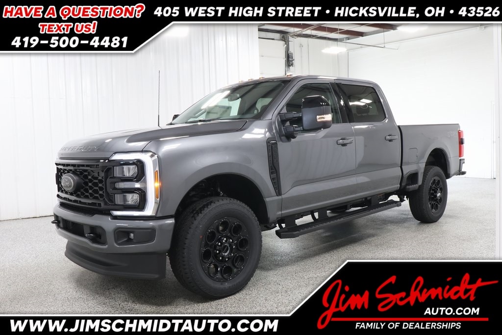 2026 Ford F-350 Super Duty Lariat's photo