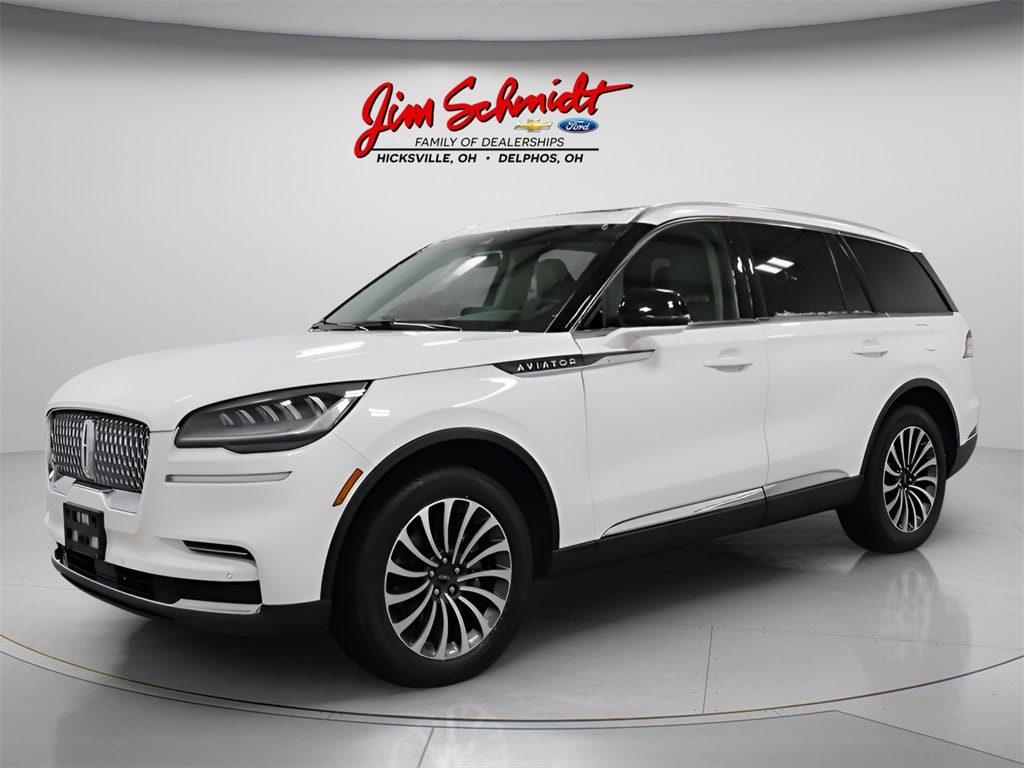 2022 Lincoln Aviator Base's photo