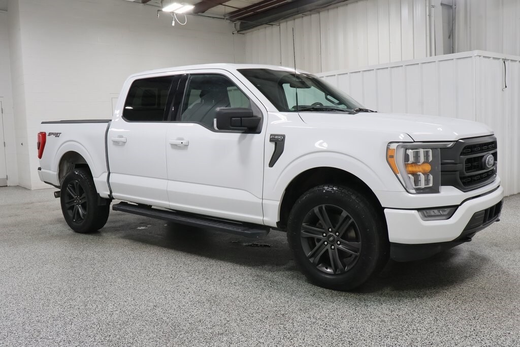 2022 Ford F-150 XLT photo 2