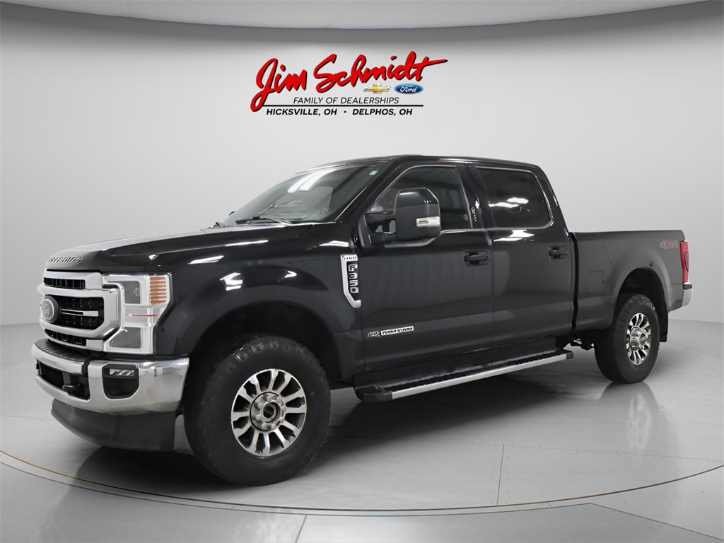 2022 Ford F-350 Super Duty Lariat's photo