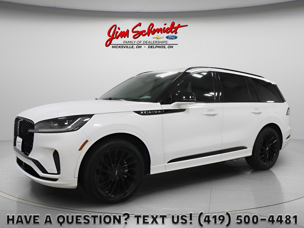 2025 Lincoln Aviator Reserve AWD's photo