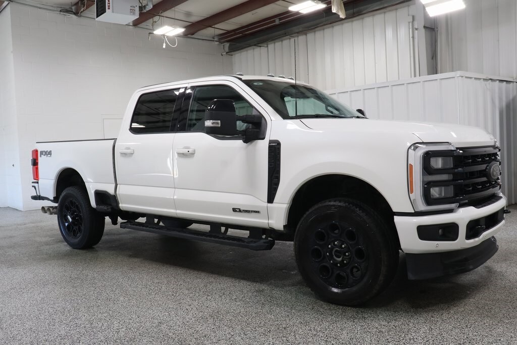 2023 Ford F-250 photo 2