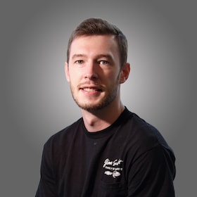 Staff member BALIN MICHAEL from ID_8a49e6