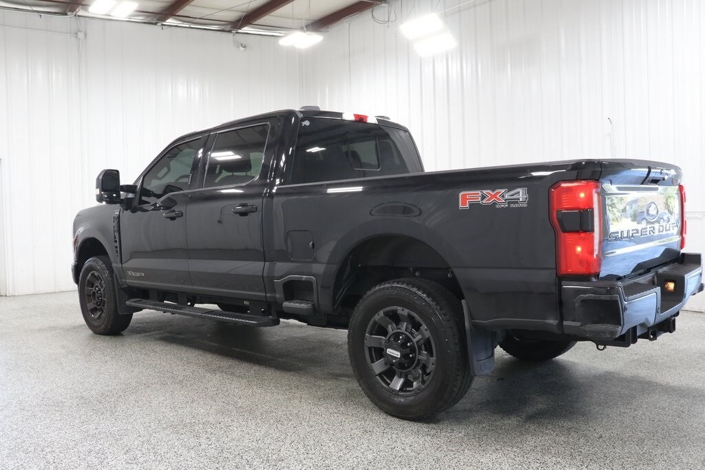 2023 Ford F-350 photo 4