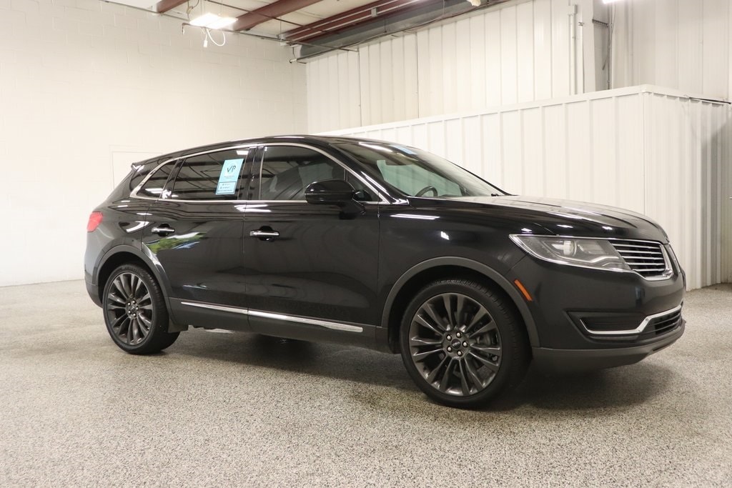 Used 2016 Lincoln MKX Reserve with VIN 2LMTJ8LR8GBL33249 for sale in Hicksville, OH