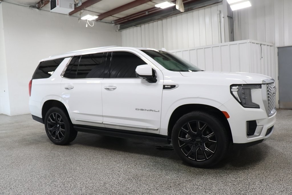 Used 2021 GMC Yukon Denali with VIN 1GKS2DKL5MR145476 for sale in Hicksville, OH