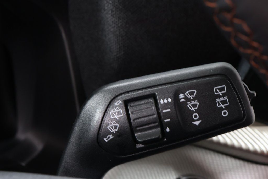 2026 Ford Explorer Active - Photo 15