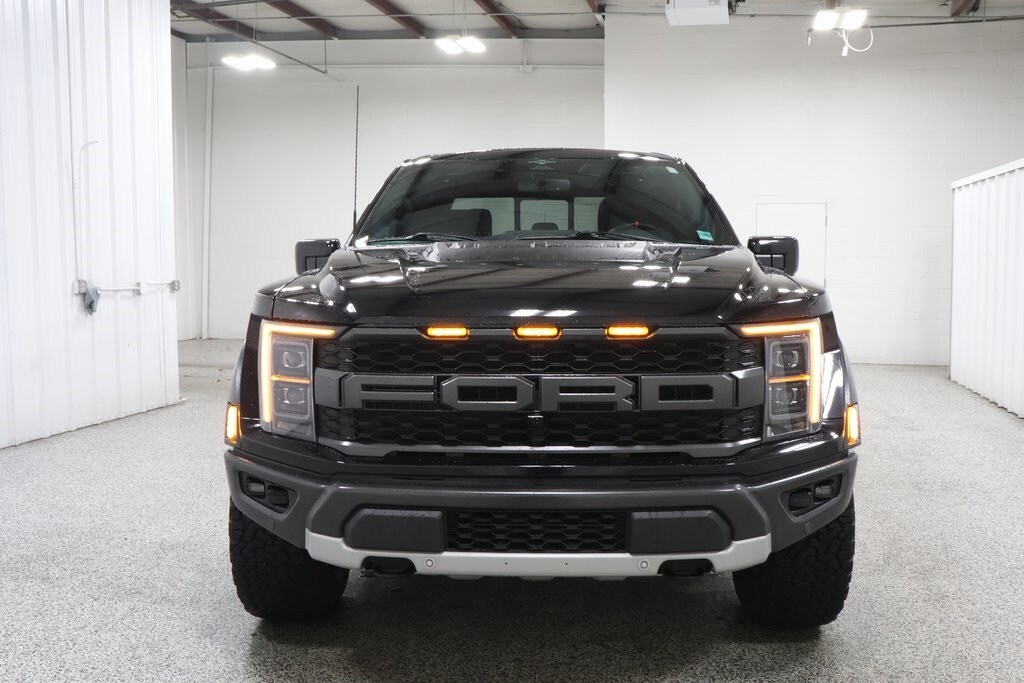 2023 Ford F-150 Raptor photo 3