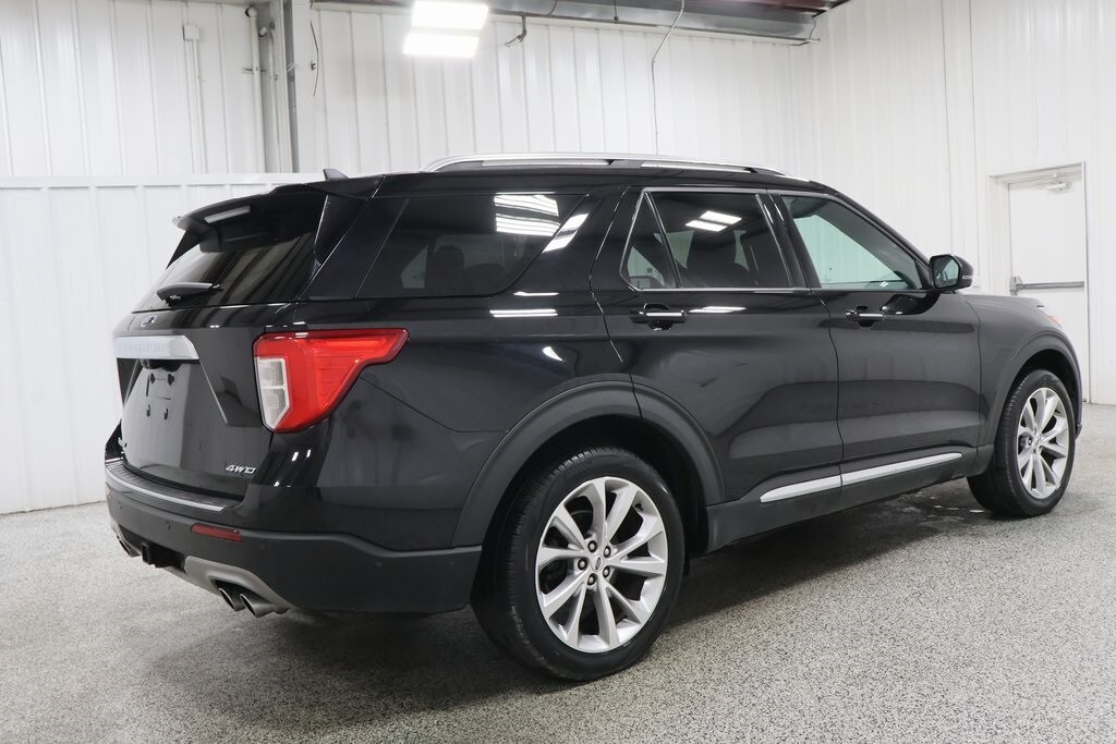 2021 Ford Explorer Platinum photo 3
