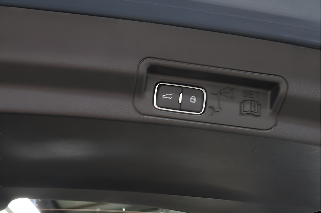 2026 Ford Explorer Active - Photo 26