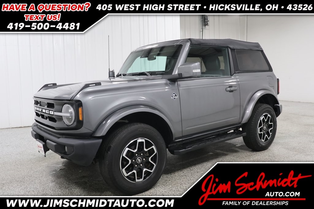 2022 Ford Bronco 2-Door Outer Banks's photo