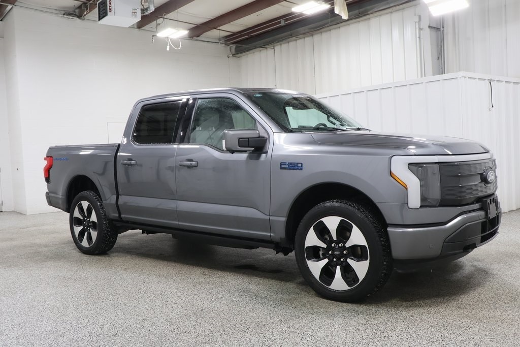 Used 2024 Ford F-150 Lightning Platinum with VIN 1FT6W7L72RWG10387 for sale in Hicksville, OH